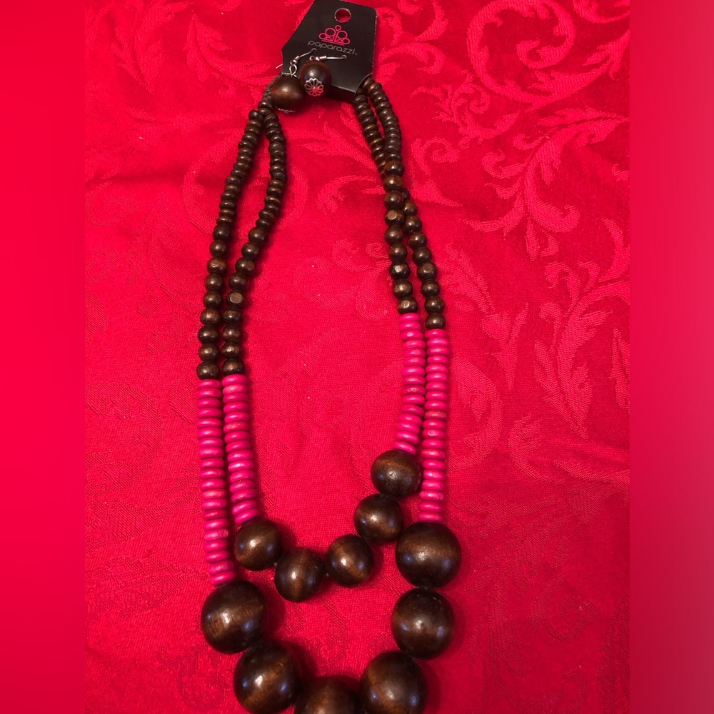 Necklace set with earrings
